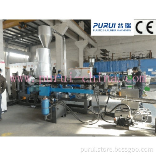 Single screw extruder with force feeding